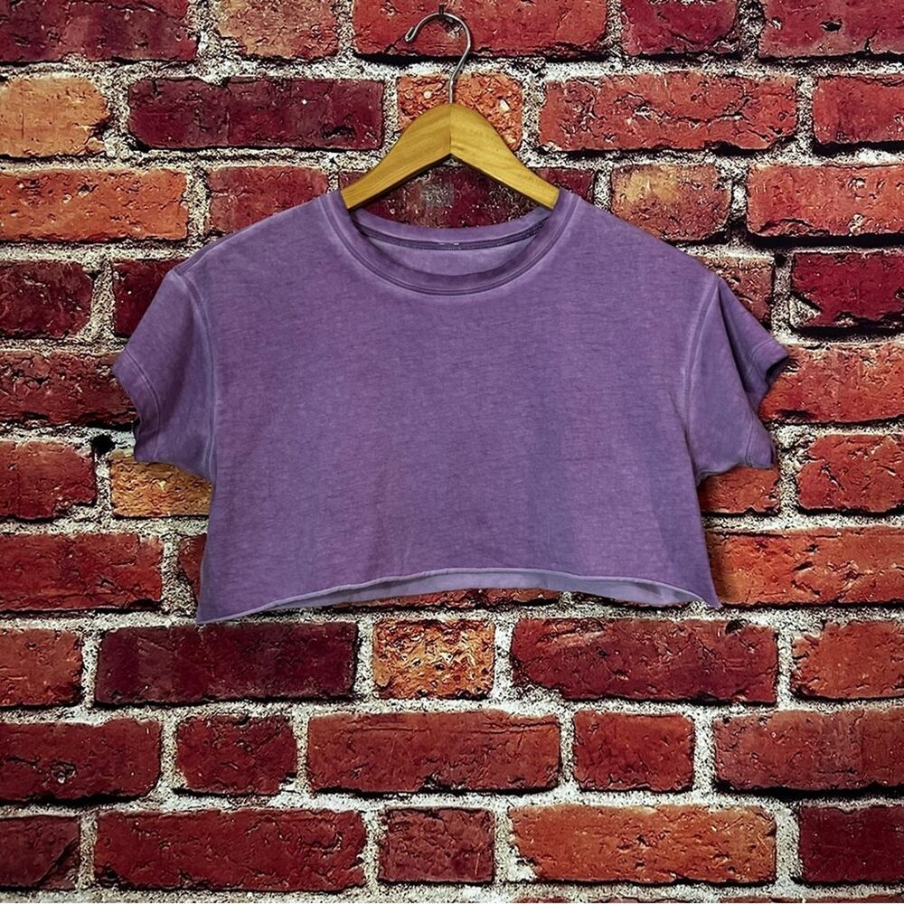 Lululemon cropped top size 4
